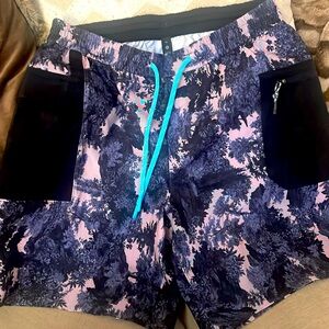 LULULEMON MEN'S short MEDIUM